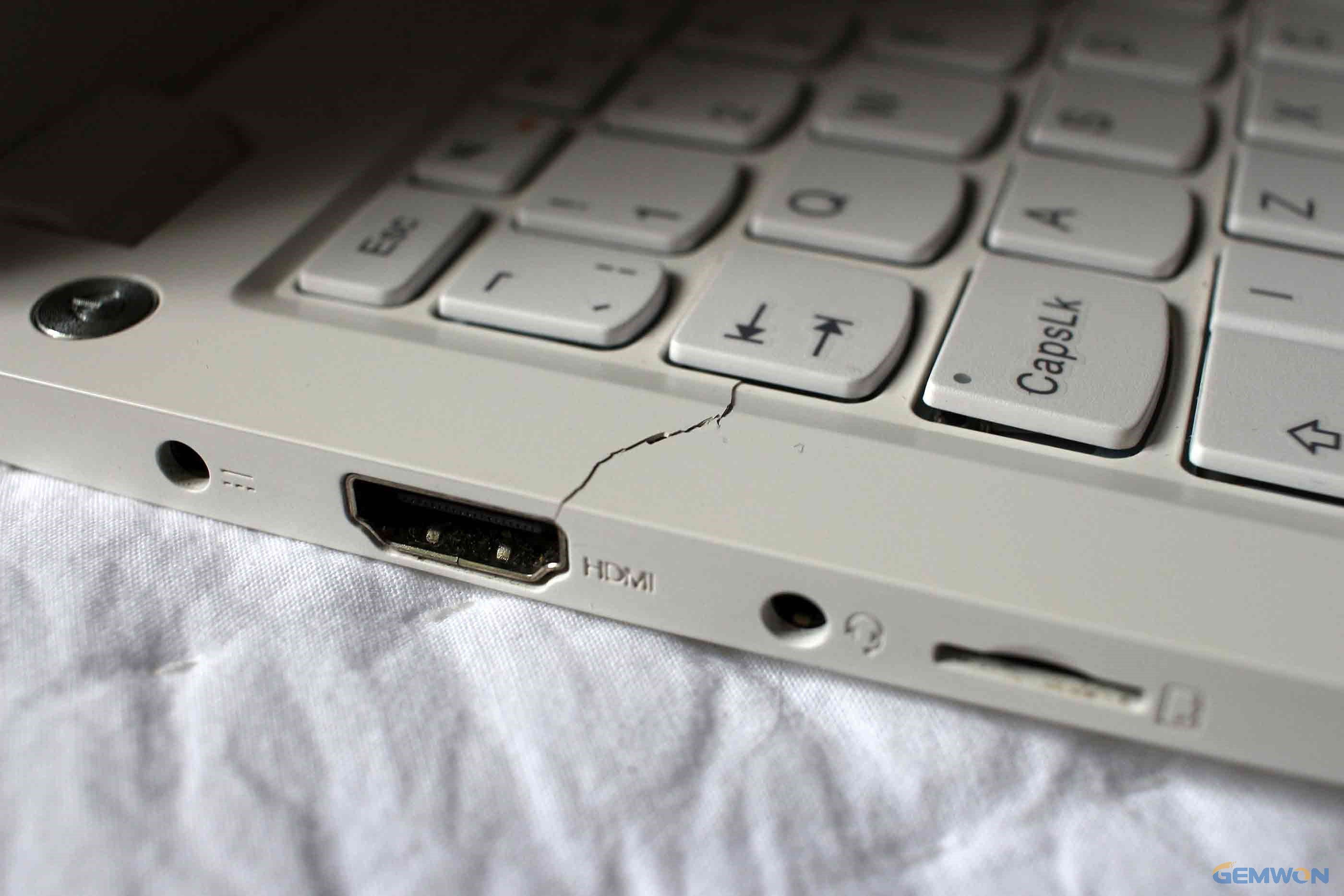 [Báo giá] Dịch vụ thay vỏ laptop Hà Nội giá rẻ, lấy ngay